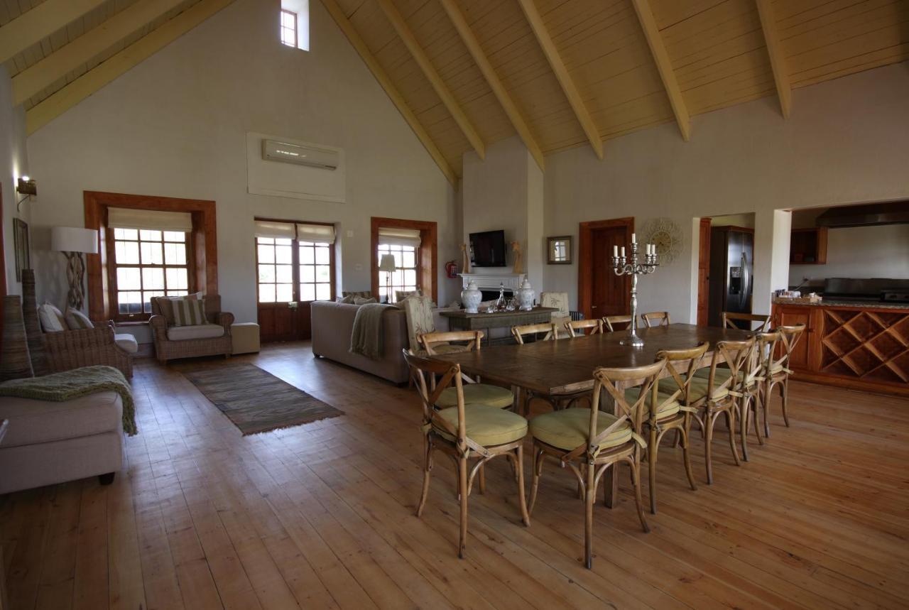 Dundi Lodge Augrabies Bagian luar foto